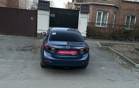 Mazda 3, 2017 год, 1 800 000 рублей, 2 фотография