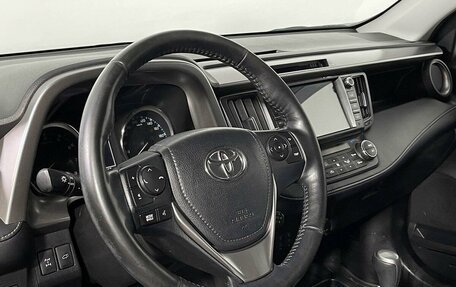 Toyota RAV4, 2018 год, 3 333 000 рублей, 15 фотография