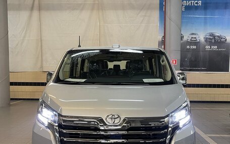 Toyota HiAce H300, 2020 год, 6 600 000 рублей, 7 фотография