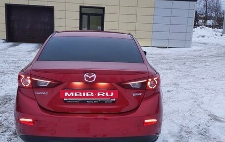 Mazda 3, 2018 год, 2 000 000 рублей, 10 фотография