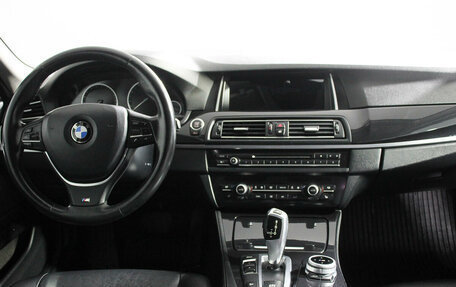 BMW 5 серия, 2014 год, 2 100 000 рублей, 12 фотография