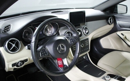 Mercedes-Benz CLA, 2015 год, 1 950 000 рублей, 14 фотография