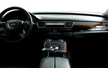 Audi A8, 2012 год, 2 094 000 рублей, 11 фотография