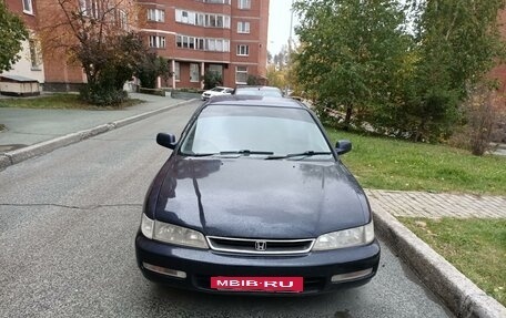 Honda Accord VII рестайлинг, 1996 год, 250 000 рублей, 4 фотография