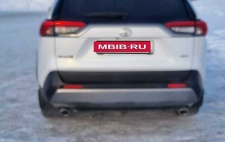 Toyota RAV4, 2022 год, 4 690 000 рублей, 11 фотография
