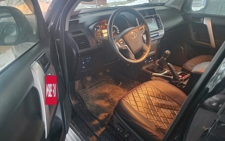 Toyota Land Cruiser Prado 150 рестайлинг 2, 2019 год, 4 498 000 рублей, 9 фотография