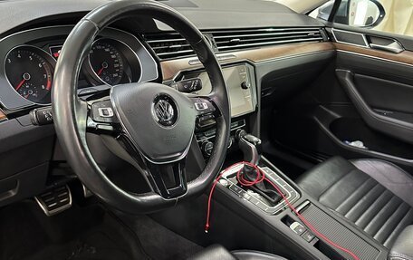Volkswagen Passat B8 рестайлинг, 2018 год, 3 650 000 рублей, 9 фотография