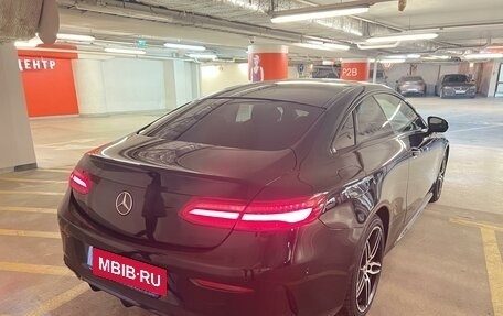 Mercedes-Benz E-Класс, 2018 год, 4 200 000 рублей, 7 фотография