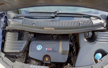 Volkswagen Sharan I рестайлинг, 2002 год, 690 000 рублей, 16 фотография