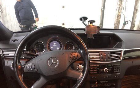 Mercedes-Benz E-Класс, 2009 год, 1 500 000 рублей, 7 фотография