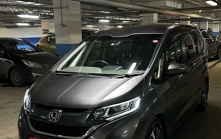 Honda Freed II, 2019 год, 1 850 000 рублей, 2 фотография