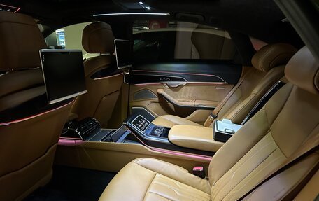 Audi A8, 2019 год, 8 000 000 рублей, 10 фотография