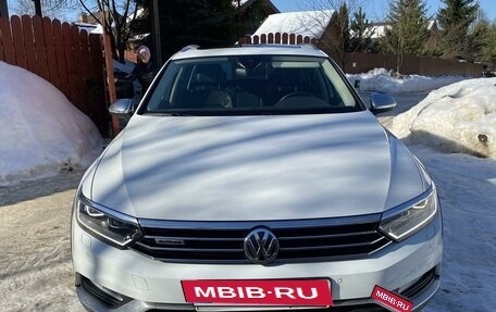 Volkswagen Passat B8 рестайлинг, 2018 год, 2 850 000 рублей, 6 фотография