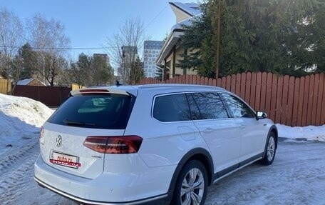 Volkswagen Passat B8 рестайлинг, 2018 год, 2 850 000 рублей, 4 фотография
