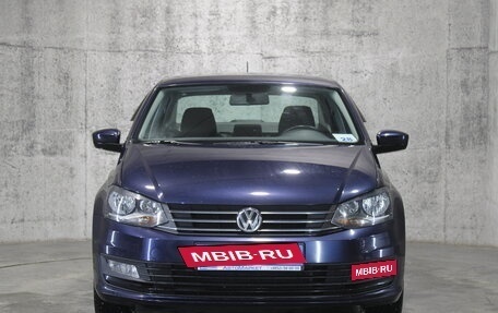 Volkswagen Polo VI (EU Market), 2017 год, 1 175 000 рублей, 2 фотография