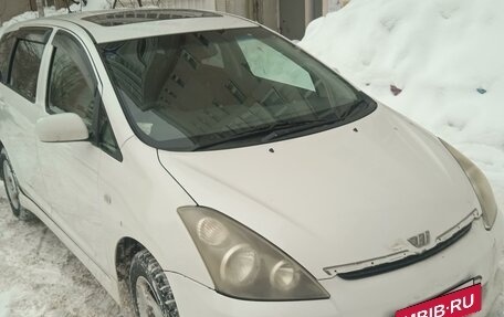 Toyota Wish II, 2005 год, 685 000 рублей, 10 фотография