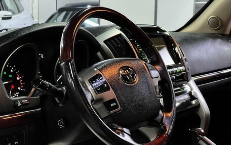 Toyota Land Cruiser 200, 2014 год, 3 899 000 рублей, 11 фотография