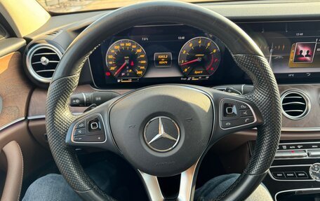Mercedes-Benz E-Класс, 2016 год, 3 500 000 рублей, 7 фотография
