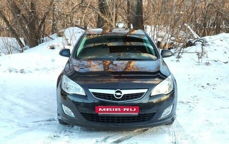 Opel Astra J, 2011 год, 1 050 000 рублей, 7 фотография
