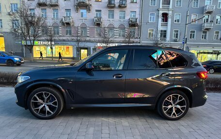 BMW X5, 2020 год, 8 760 000 рублей, 2 фотография