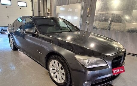 BMW 7 серия, 2011 год, 2 290 000 рублей, 3 фотография