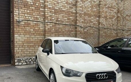 Audi A1, 2012 год, 1 300 000 рублей, 3 фотография
