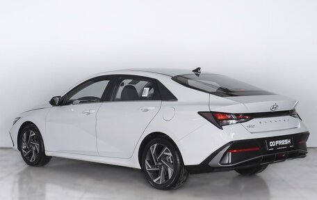 Hyundai Elantra, 2023 год, 2 560 000 рублей, 2 фотография