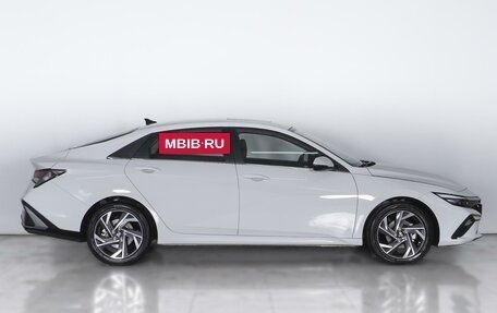 Hyundai Elantra, 2023 год, 2 560 000 рублей, 5 фотография