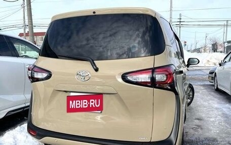 Toyota Sienta II, 2020 год, 982 000 рублей, 4 фотография