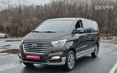 Hyundai Grand Starex Grand Starex I рестайлинг 2, 2019 год, 2 926 000 рублей, 1 фотография