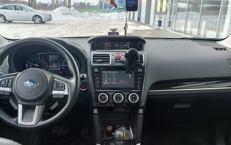 Subaru Forester, 2017 год, 2 720 000 рублей, 11 фотография