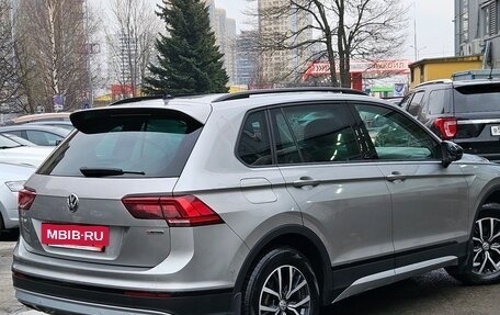 Volkswagen Tiguan II, 2019 год, 2 499 000 рублей, 5 фотография
