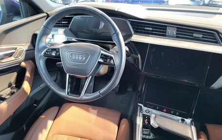 Audi e-tron I, 2021 год, 8 990 000 рублей, 11 фотография