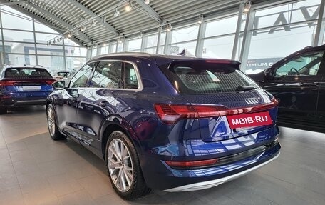 Audi e-tron I, 2021 год, 8 990 000 рублей, 4 фотография