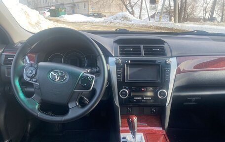 Toyota Camry, 2014 год, 1 990 000 рублей, 16 фотография