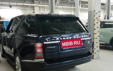 Land Rover Range Rover IV рестайлинг, 2014 год, 3 950 000 рублей, 4 фотография
