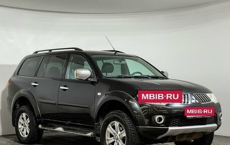 Mitsubishi Pajero Sport II рестайлинг, 2013 год, 1 998 000 рублей, 3 фотография