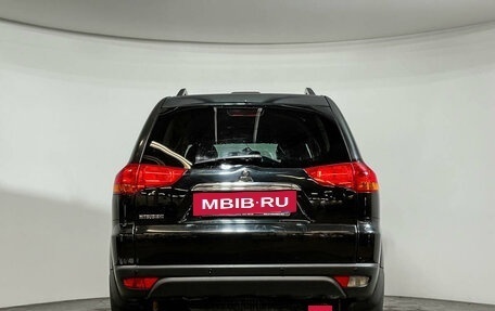 Mitsubishi Pajero Sport II рестайлинг, 2013 год, 1 998 000 рублей, 6 фотография