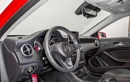 Mercedes-Benz A-Класс, 2017 год, 2 190 000 рублей, 21 фотография