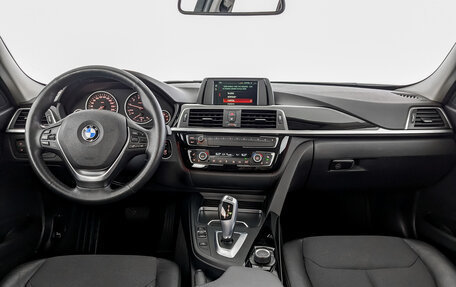 BMW 3 серия, 2017 год, 2 050 000 рублей, 15 фотография