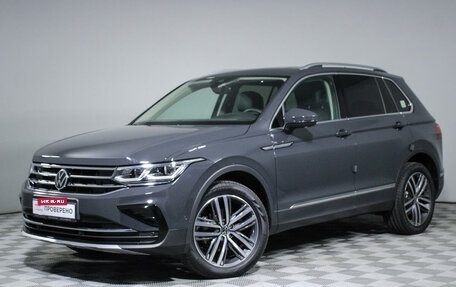 Volkswagen Tiguan II, 2021 год, 4 550 000 рублей, 21 фотография
