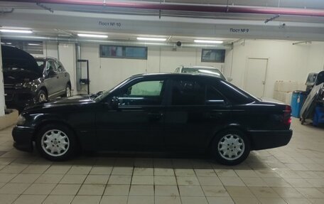 Mercedes-Benz C-Класс, 1997 год, 260 000 рублей, 8 фотография