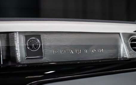 Rolls-Royce Phantom VIII, 2022 год, 74 990 000 рублей, 24 фотография