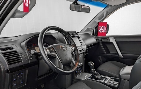 Toyota Land Cruiser Prado 150 рестайлинг 2, 2018 год, 4 995 000 рублей, 19 фотография