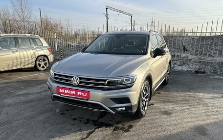 Volkswagen Tiguan II, 2019 год, 3 349 000 рублей, 10 фотография
