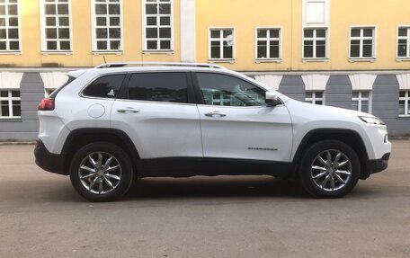 Jeep Cherokee, 2017 год, 2 370 000 рублей, 3 фотография