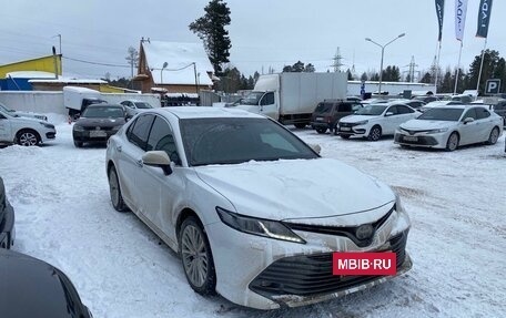 Toyota Camry, 2019 год, 3 249 990 рублей, 3 фотография
