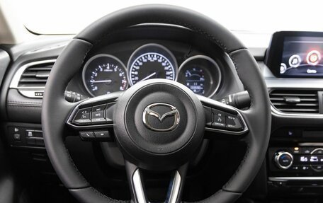 Mazda 6, 2017 год, 2 098 000 рублей, 15 фотография