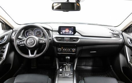 Mazda 6, 2017 год, 2 098 000 рублей, 16 фотография