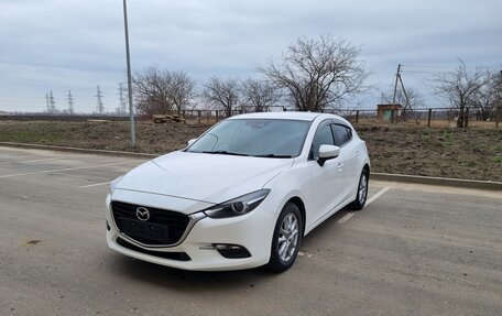 Mazda Axela, 2017 год, 1 699 999 рублей, 3 фотография